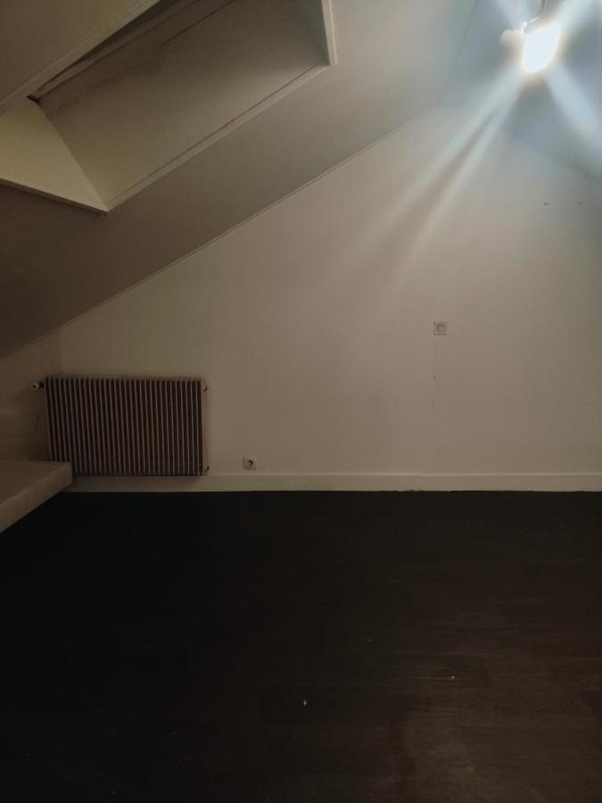 Roomate Near Paris Сен Дени Екстериор снимка